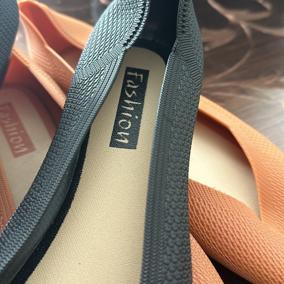 NEW rubber shoes Bundle - Picture 5 of 9